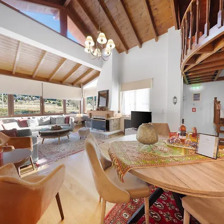 Casa de Férias Le Mont - Your Private Mountain Retreat *